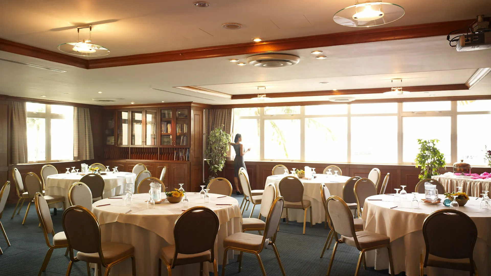 מלון סינגפור Raffles Marina